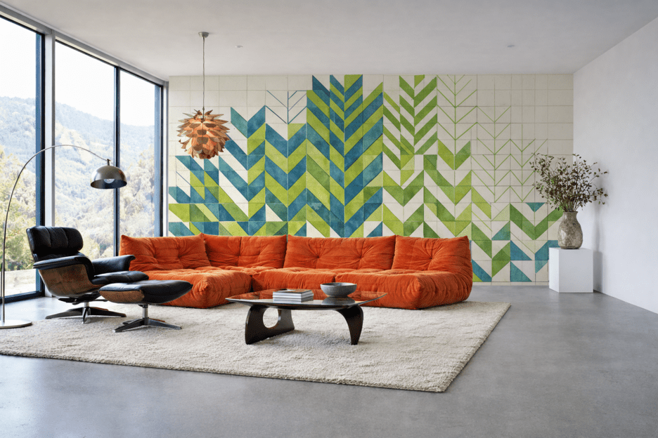 Crested Green Tiling